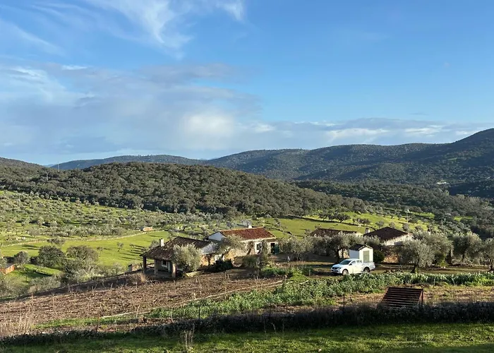 Casas Rurales Los Llanos